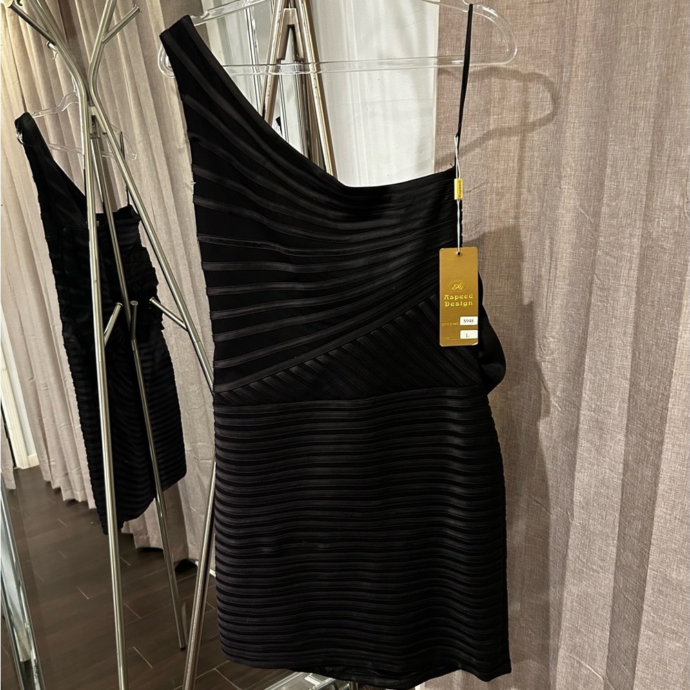 COPY - Aspeed Black‎ One Shoulder Ruched Cocktail Dress NWT